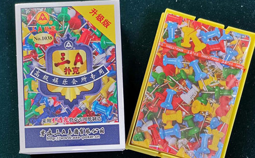 嘉峪关扑克批发采购指南与产品质量识别要点解析